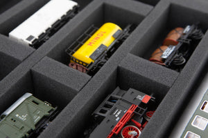 Feldherr Storage Box DSLB075 for model railway locomotives, wagons and vehicles - 5 slots for 00 Gauge - horizontal