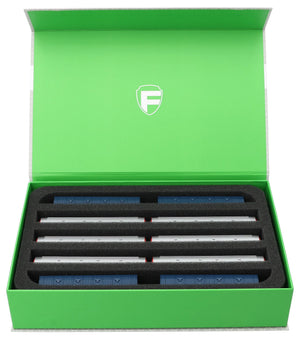 Feldherr Magnetic Box green for model railway locomotives, wagons and vehicles - 5 slots for N Gauge