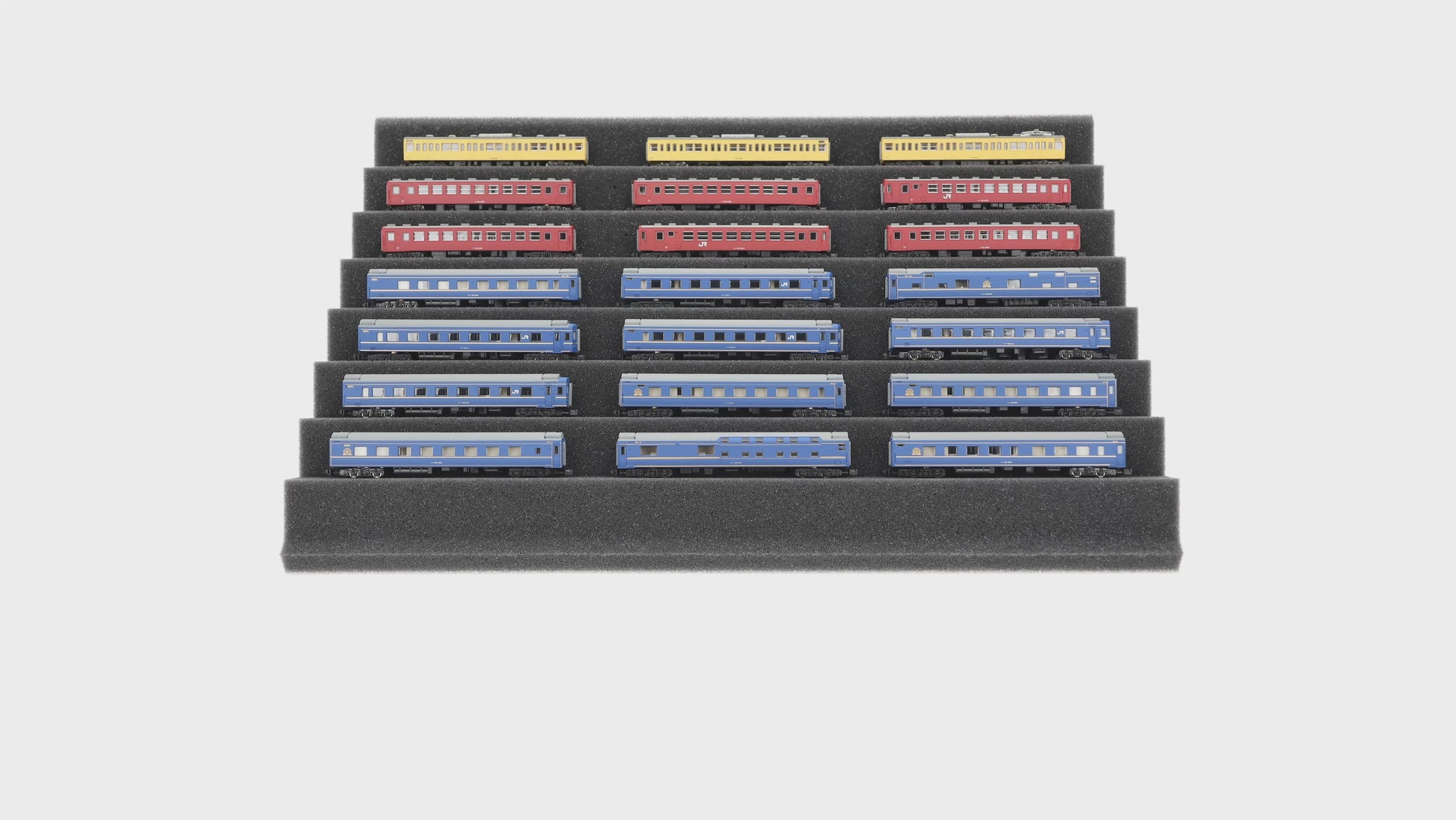 KN030A02 Feldherr Zugliege 360 mm x 270 mm for model railway - Z Gauge - 7 compartments